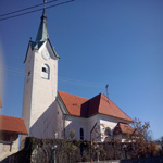 travel-slovenia-church-of-st-claus-view